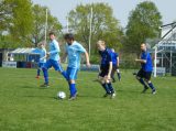 S.K.N.W.K. 3 - FC De Westhoek '20 4 (comp.) seizoen 2021-2022 (10/108)